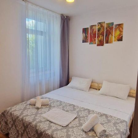Stephanie Apartment-Centru Civic บราชอฟ ภายนอก รูปภาพ