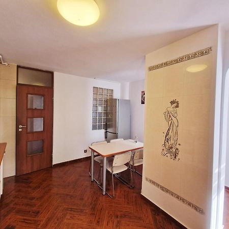 Stephanie Apartment-Centru Civic บราชอฟ ภายนอก รูปภาพ