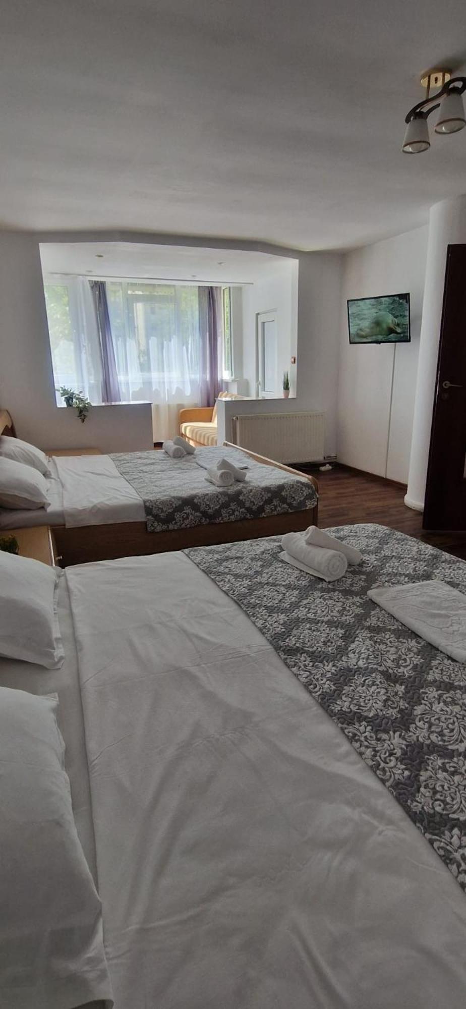 Stephanie Apartment-Centru Civic บราชอฟ ภายนอก รูปภาพ