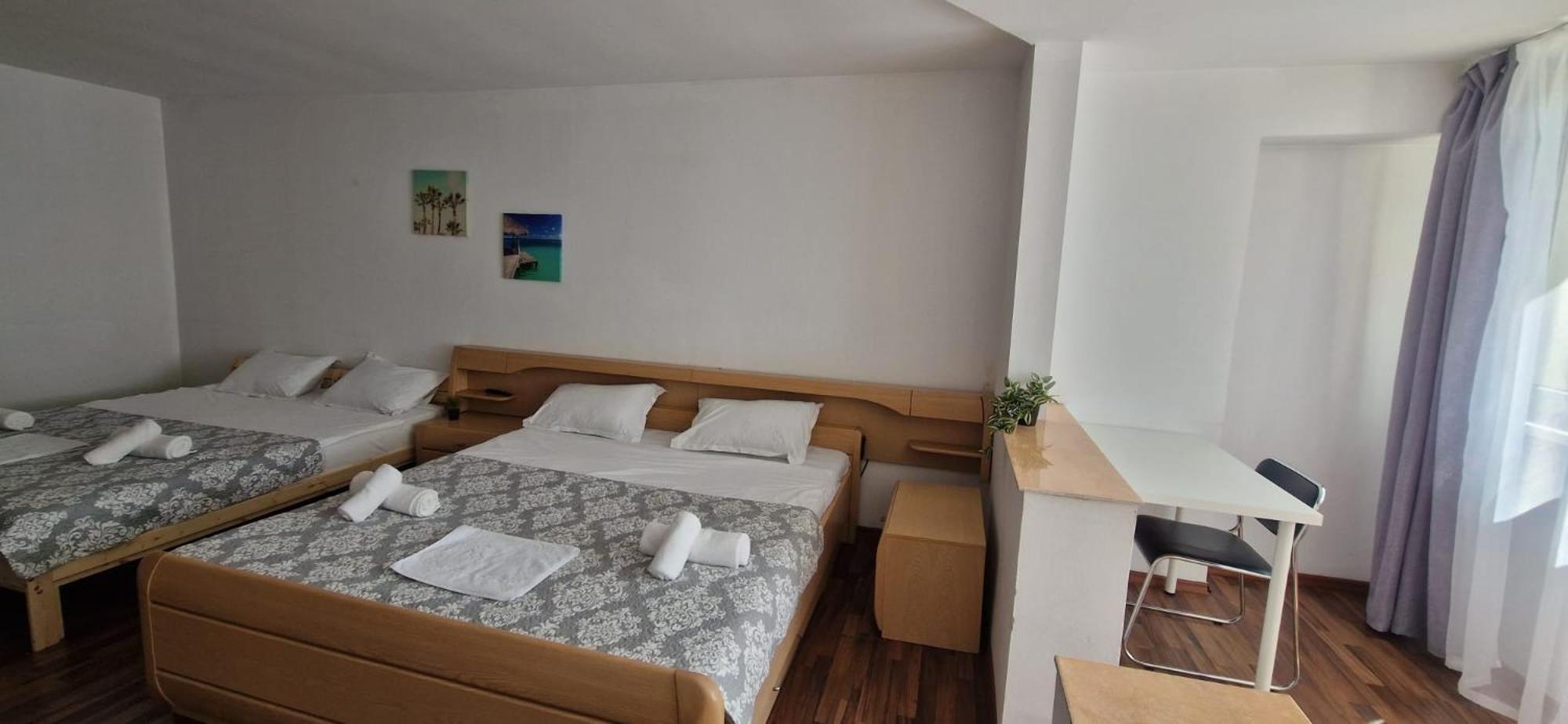 Stephanie Apartment-Centru Civic บราชอฟ ภายนอก รูปภาพ