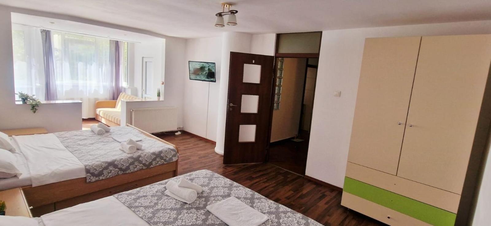 Stephanie Apartment-Centru Civic บราชอฟ ภายนอก รูปภาพ