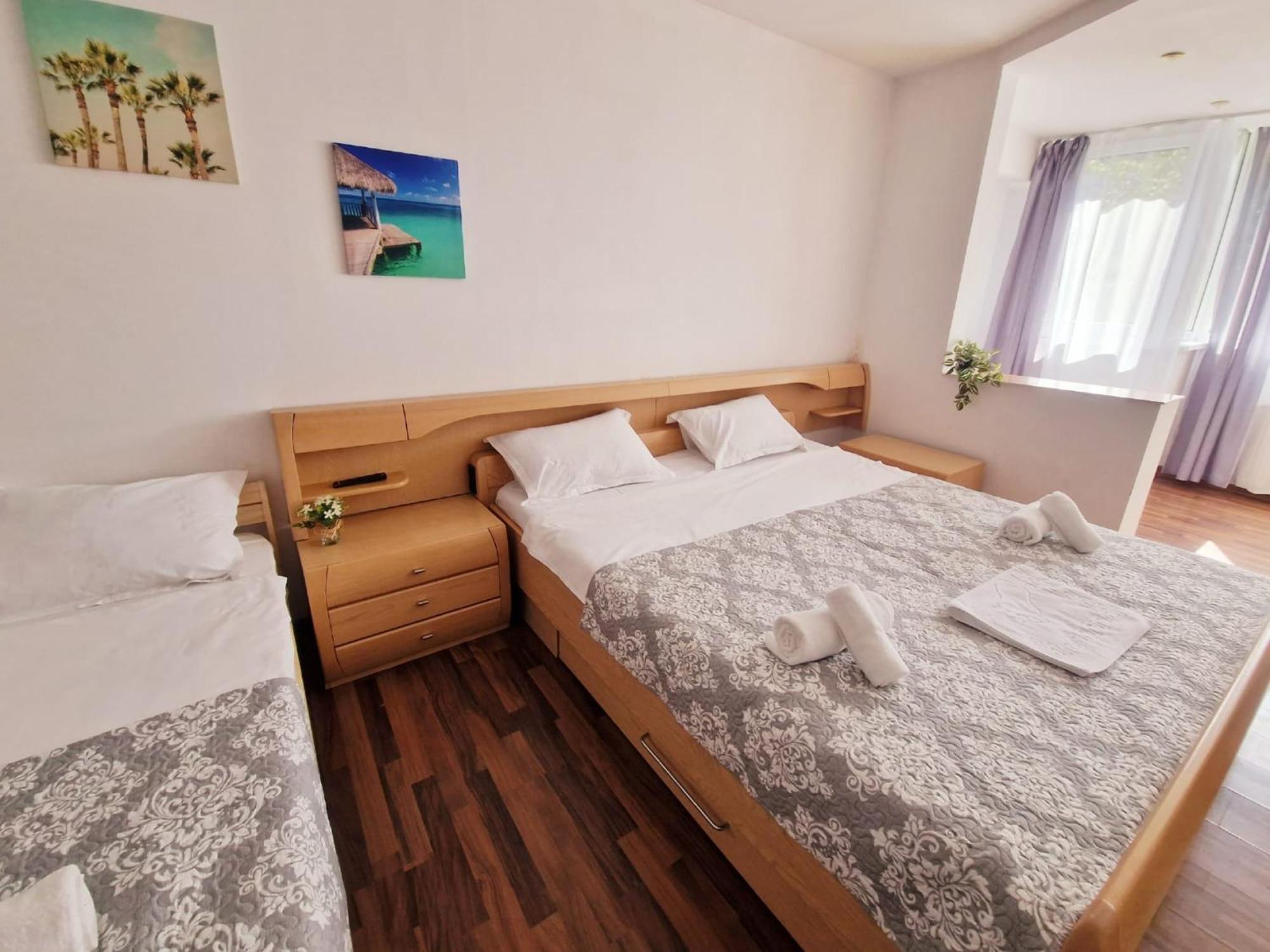 Stephanie Apartment-Centru Civic บราชอฟ ภายนอก รูปภาพ