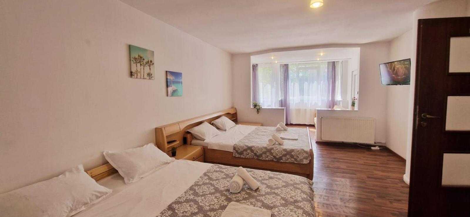 Stephanie Apartment-Centru Civic บราชอฟ ภายนอก รูปภาพ