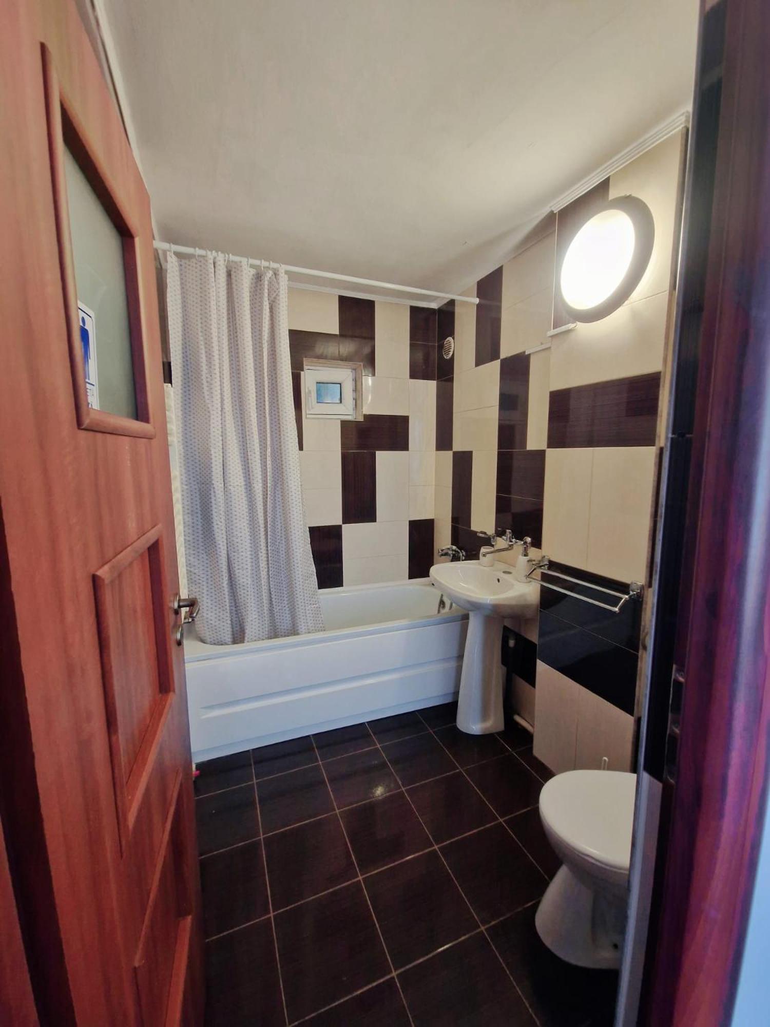Stephanie Apartment-Centru Civic บราชอฟ ภายนอก รูปภาพ