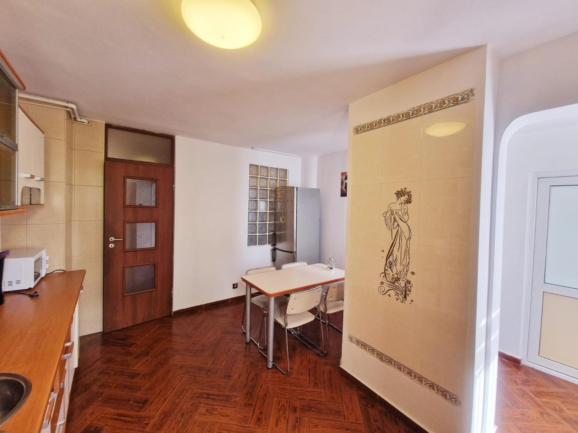 Stephanie Apartment-Centru Civic บราชอฟ ภายนอก รูปภาพ