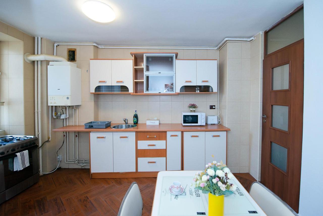 Stephanie Apartment-Centru Civic บราชอฟ ภายนอก รูปภาพ