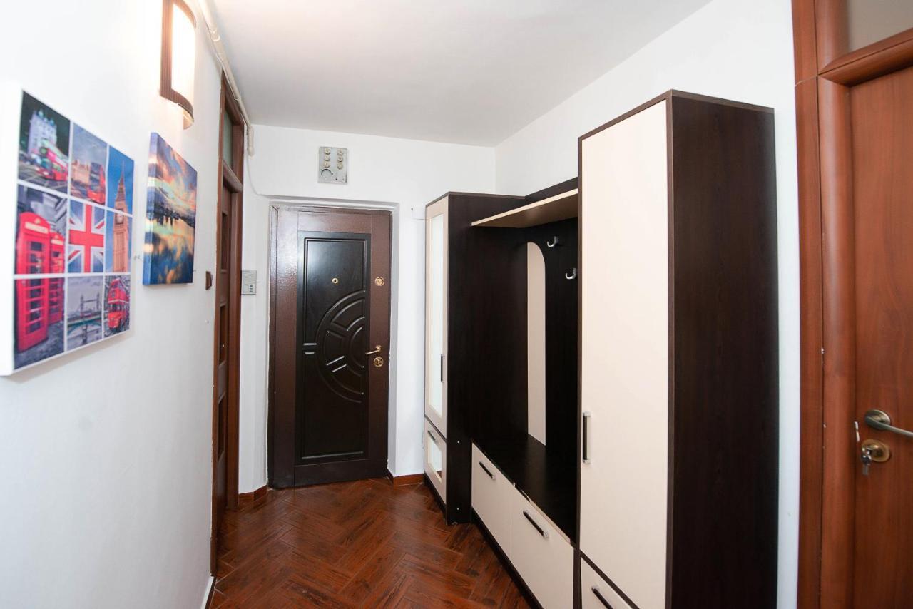 Stephanie Apartment-Centru Civic บราชอฟ ภายนอก รูปภาพ
